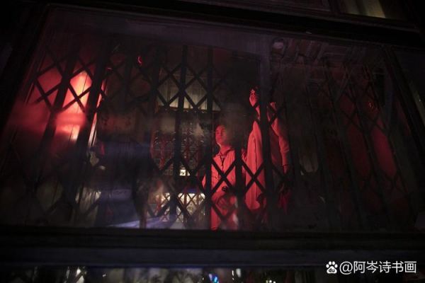 诡异更衣室找出〖Fourteen〗、个诡异的地方在哪