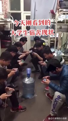 5人在寝室玩的互动小游戏