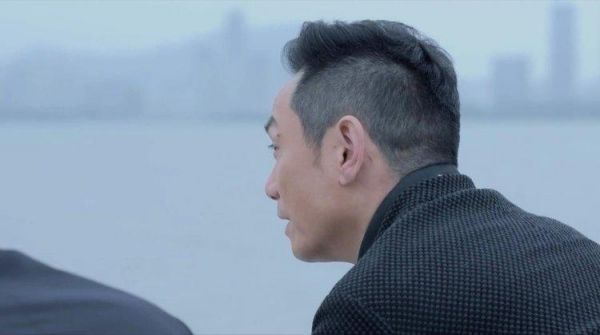 国家底线何立东结局