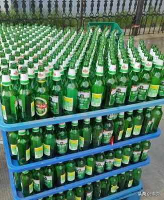 某商店出售啤酒,为了回收空瓶规定3个